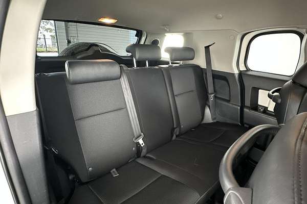 2016 Toyota FJ Cruiser GSJ15R
