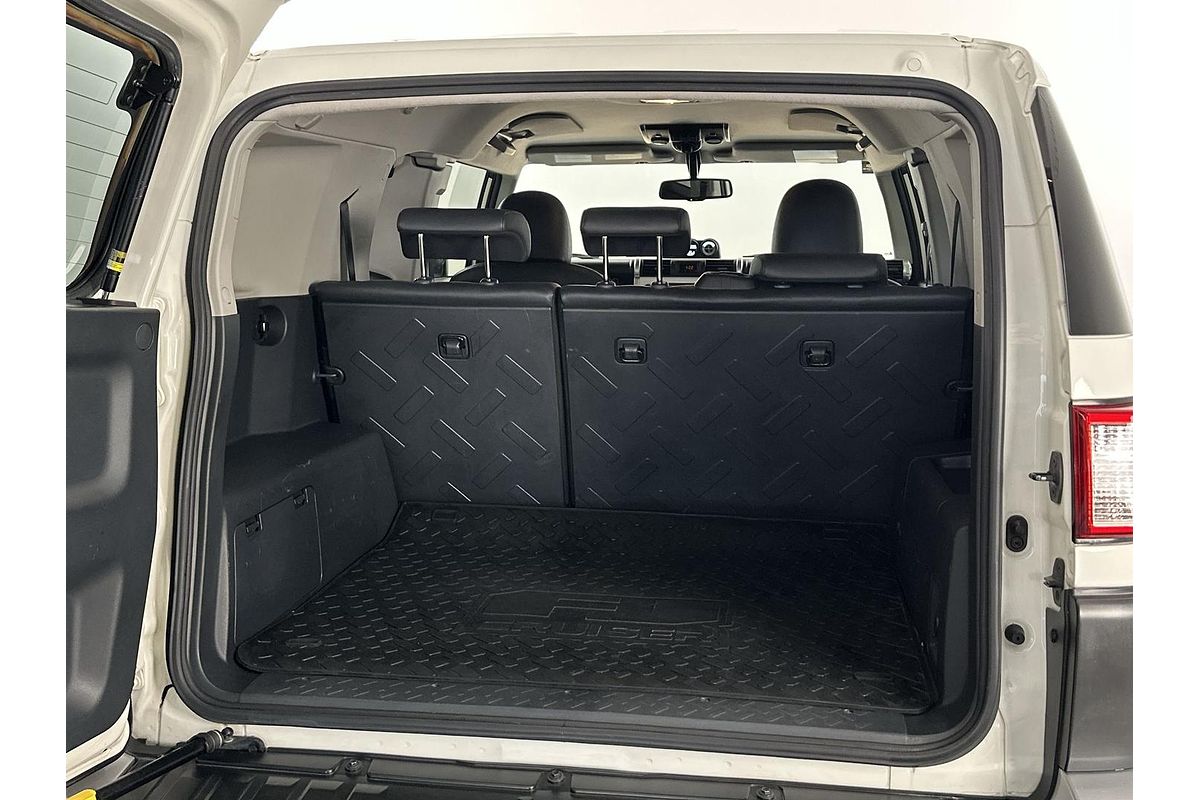 2016 Toyota FJ Cruiser GSJ15R