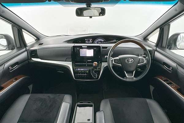 2018 Toyota Tarago Ultima GSR50R