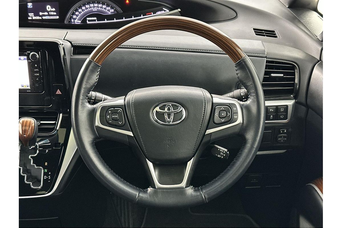 2018 Toyota Tarago Ultima GSR50R