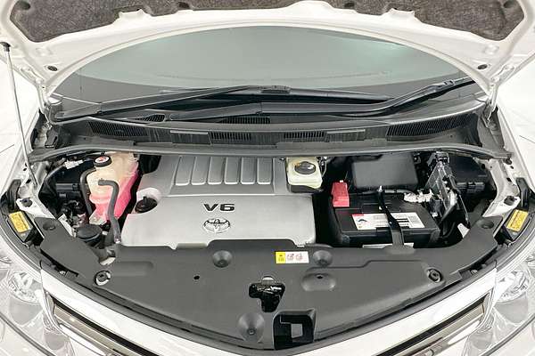 2018 Toyota Tarago Ultima GSR50R