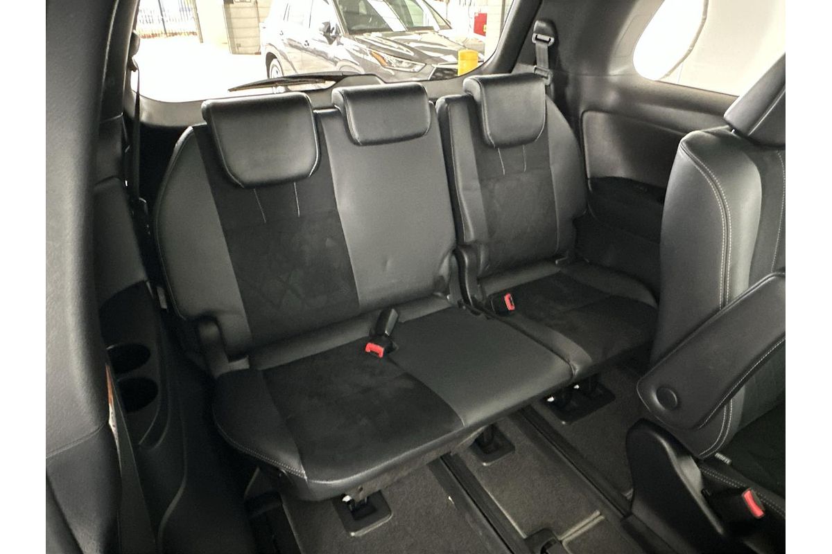 2018 Toyota Tarago Ultima GSR50R