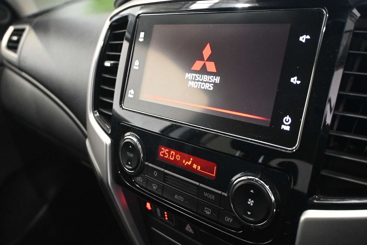 2021 Mitsubishi Triton GLX-R MR 4X4