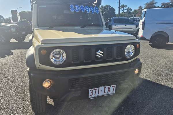 2022 Suzuki Jimny GLX GJ