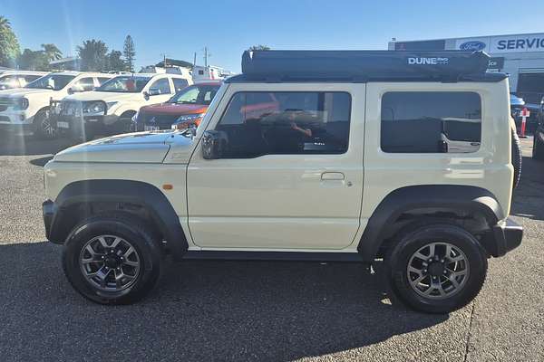 2022 Suzuki Jimny GLX GJ