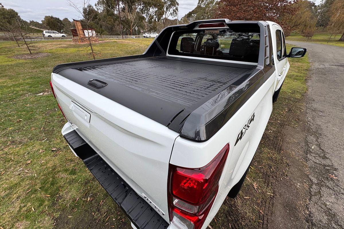 2024 Isuzu D-MAX LS-M  4X4