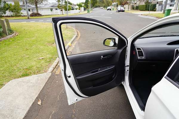 2013 Hyundai i20 Active PB