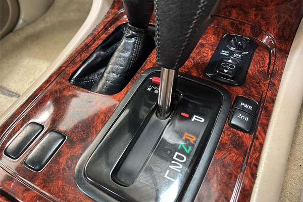 1999 Toyota Landcruiser VX limited G Selection