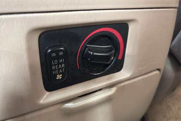 1999 Toyota Landcruiser VX limited G Selection