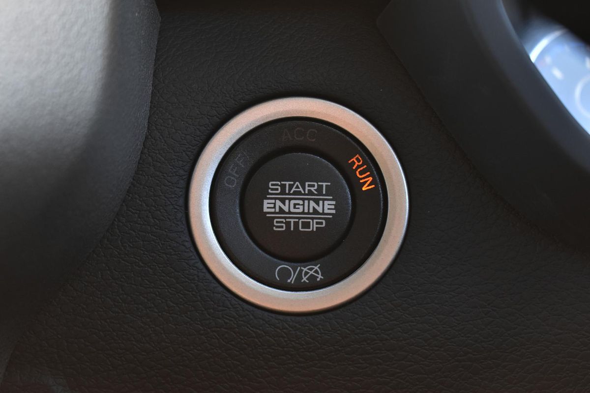 2024 RAM 2500 Laramie Rambox DJ 4X4