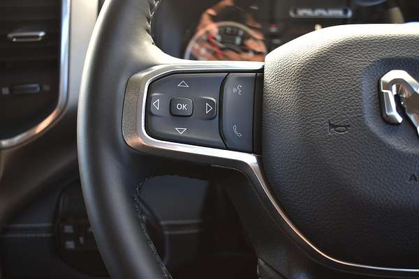 2024 RAM 2500 Laramie Rambox DJ 4X4