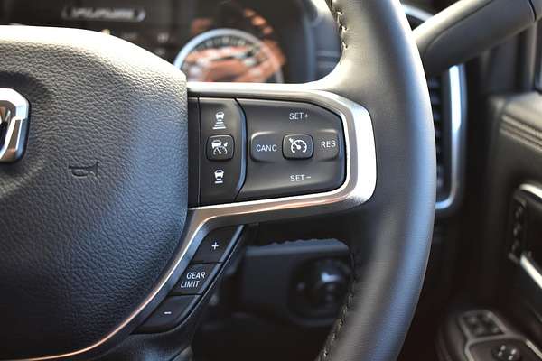 2024 RAM 2500 Laramie Rambox DJ 4X4