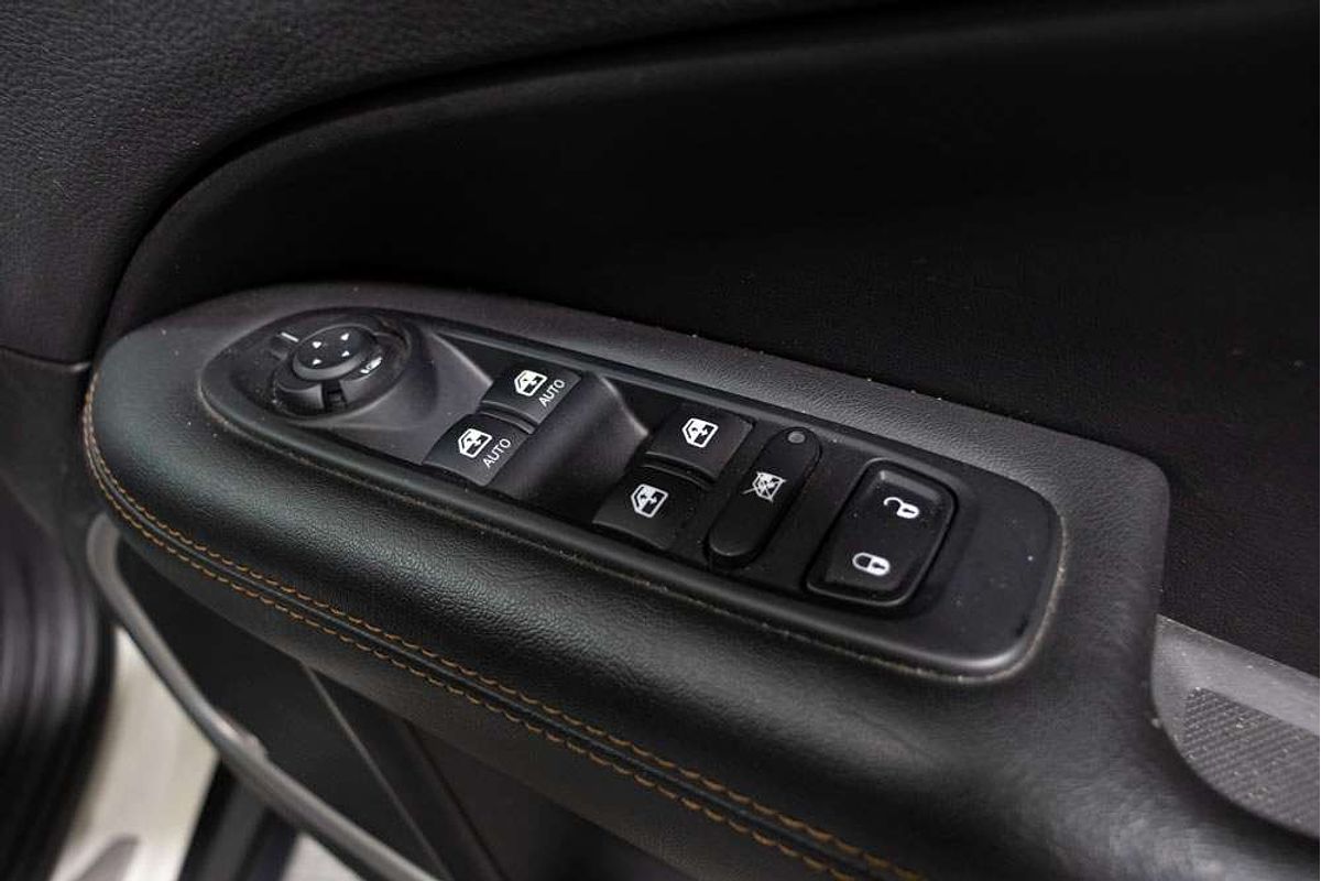 2018 Jeep Compass Limited M6