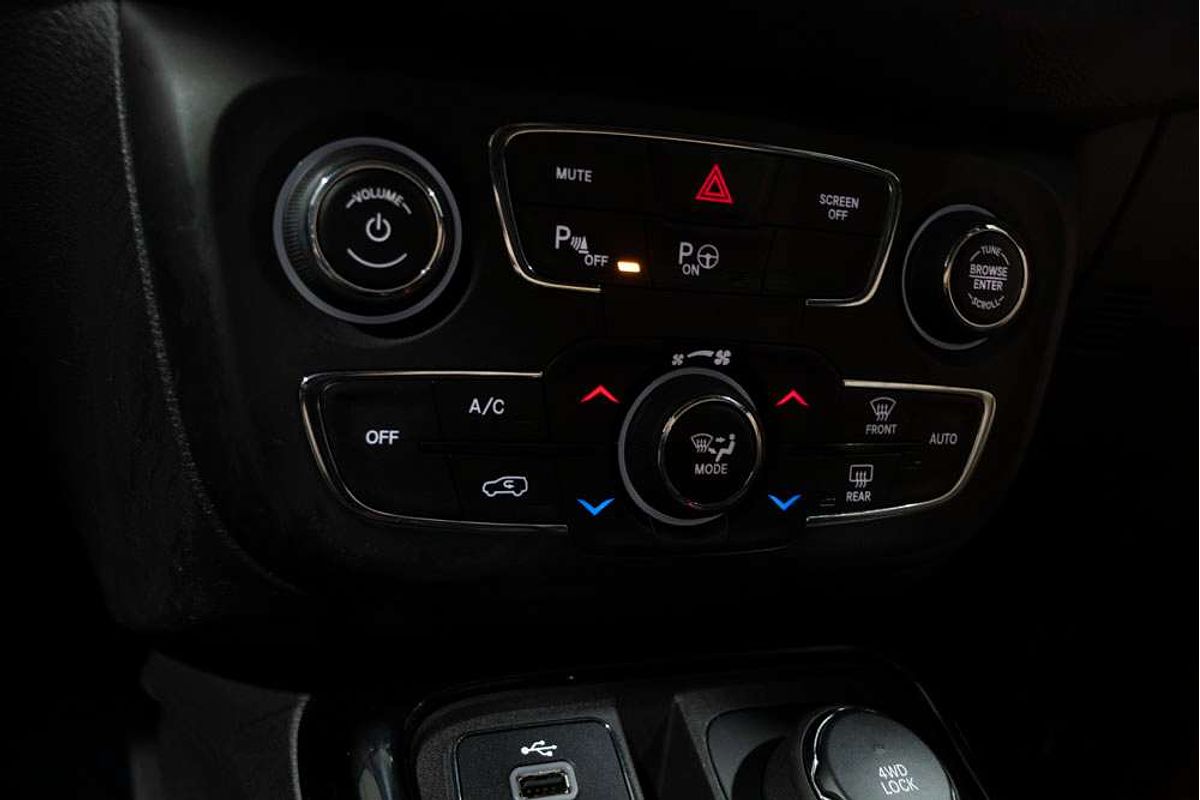 2018 Jeep Compass Limited M6