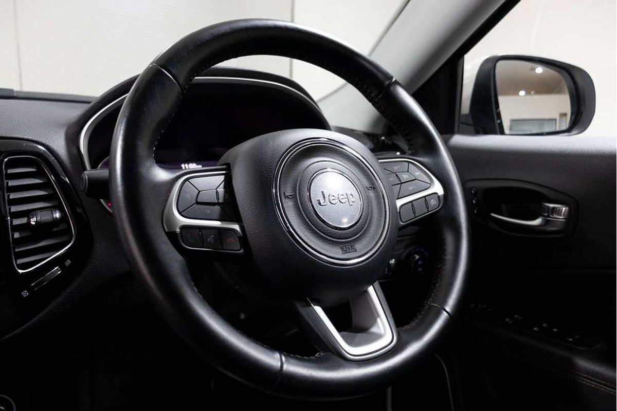 2018 Jeep Compass Limited M6