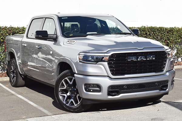 2025 RAM 1500 Laramie Sport Hurricane SO RamBox DT 4X4 SWB