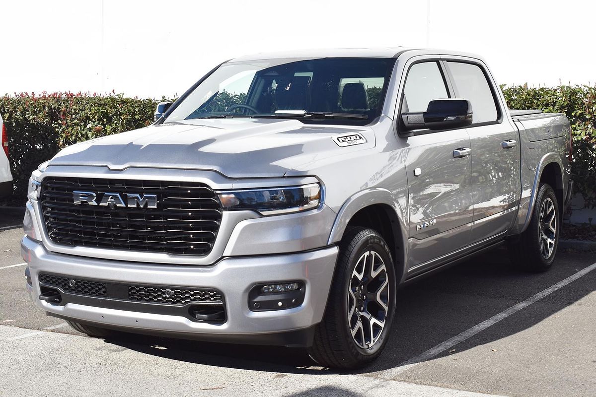 2025 RAM 1500 Laramie Sport Hurricane SO RamBox DT 4X4 SWB