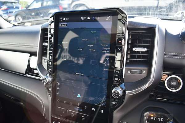 2025 RAM 1500 Laramie Sport Hurricane SO RamBox DT 4X4 SWB
