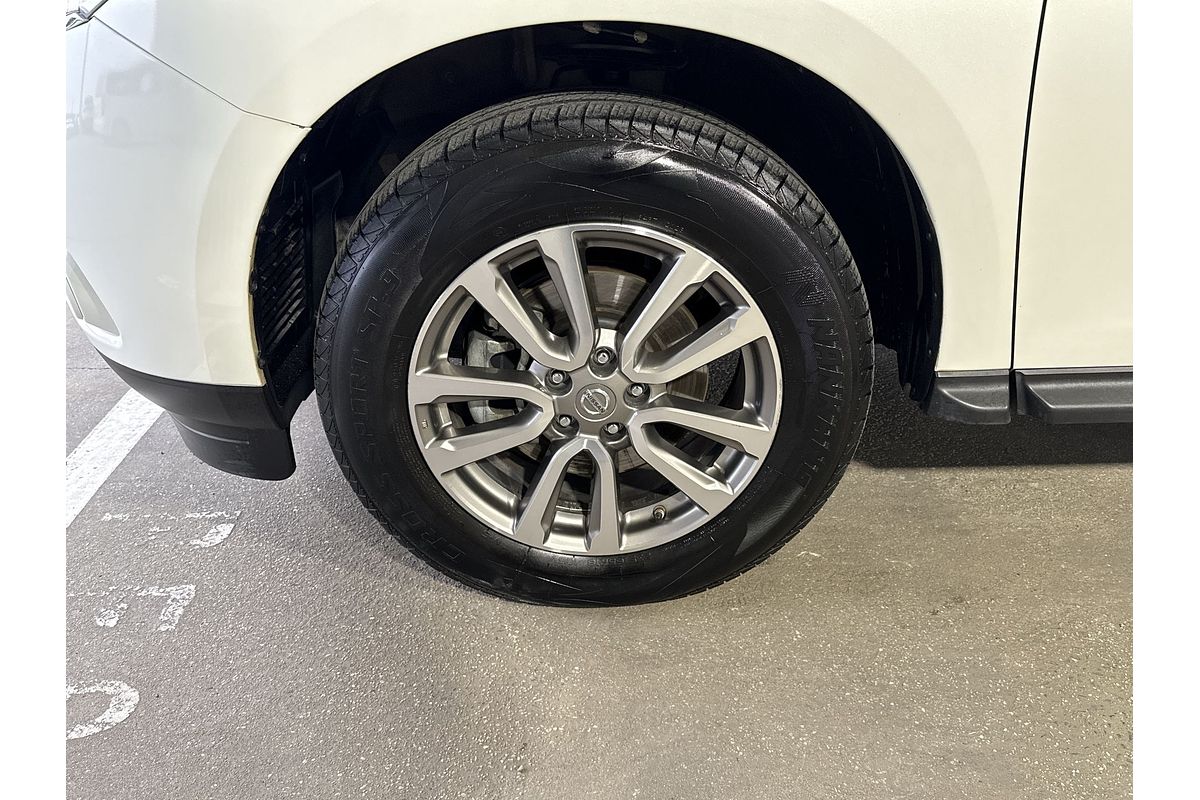 2014 Nissan Pathfinder ST R52