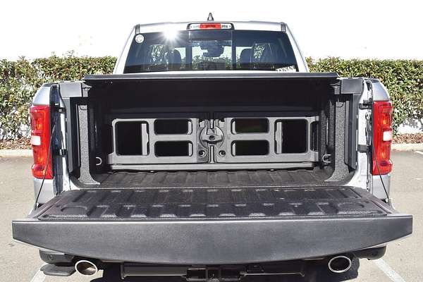 2025 RAM 1500 Laramie Sport Hurricane SO RamBox DT 4X4 SWB