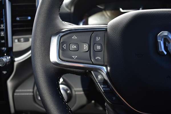 2025 RAM 1500 Laramie Sport Hurricane SO RamBox DT 4X4 SWB