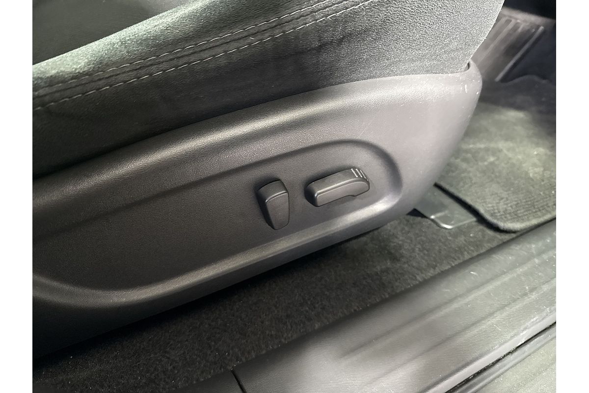2014 Nissan Pathfinder ST R52