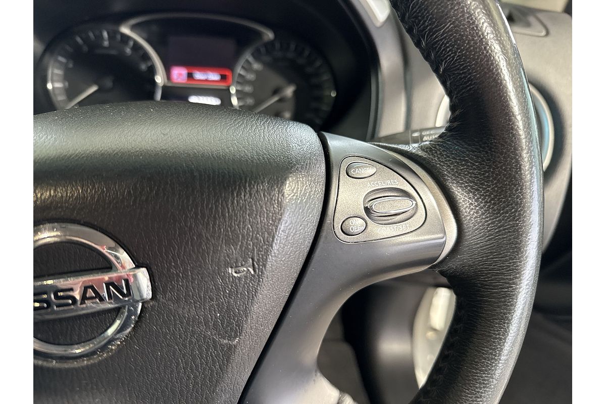 2014 Nissan Pathfinder ST R52