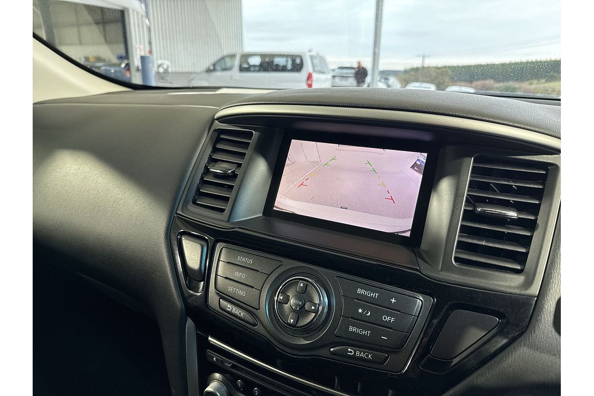 2014 Nissan Pathfinder ST R52