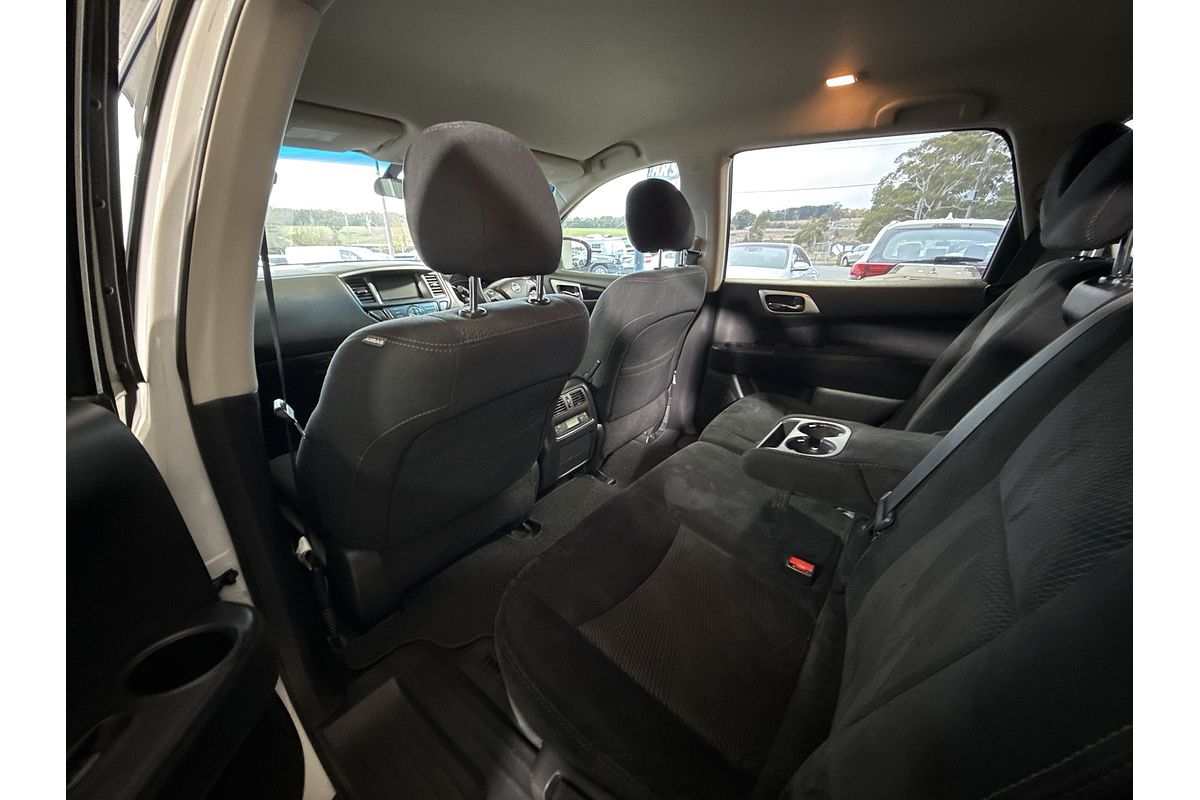 2014 Nissan Pathfinder ST R52