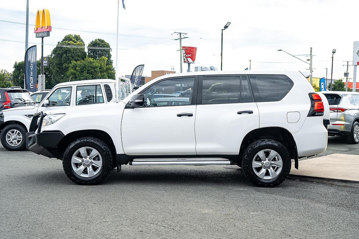2020 Toyota Landcruiser GX VDJ200R