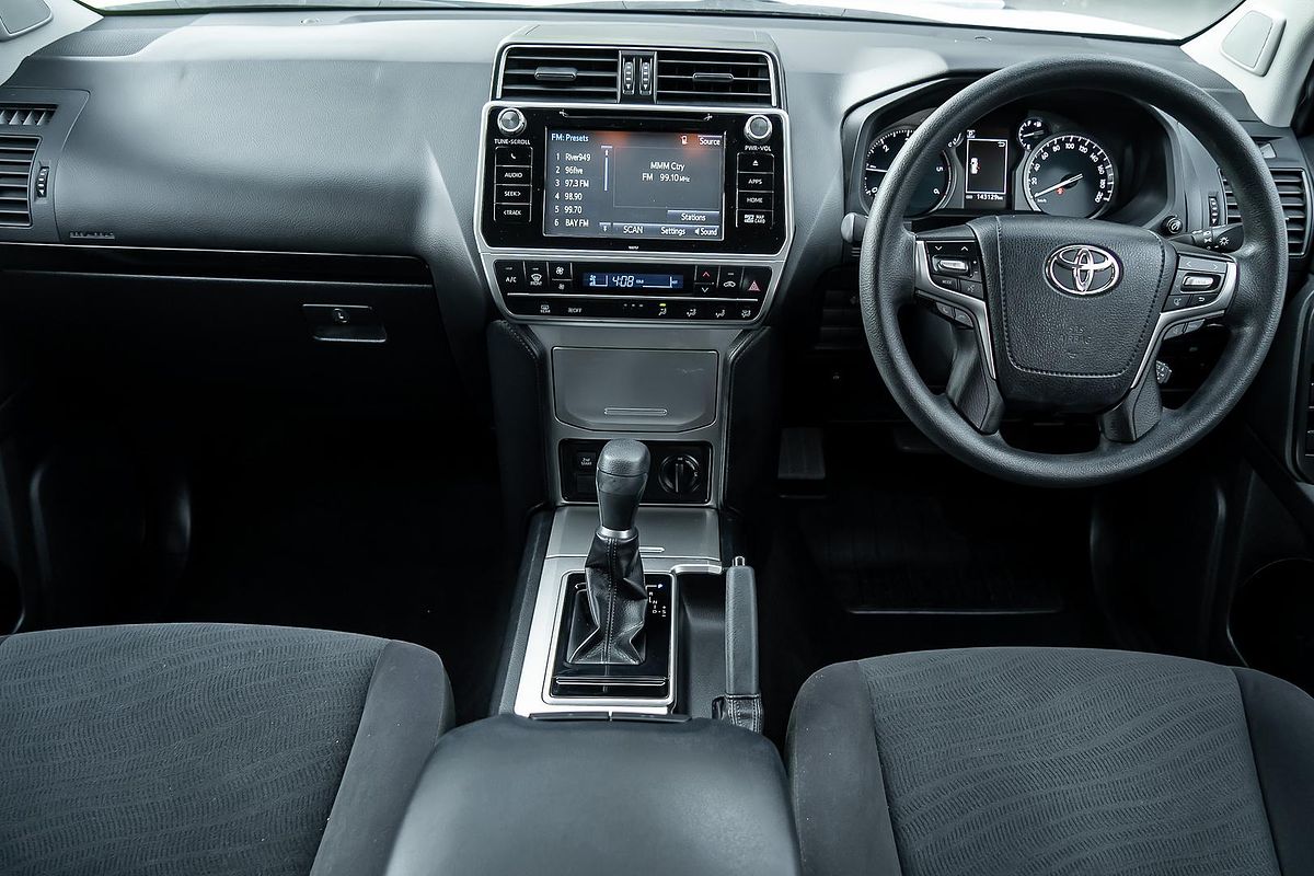 2020 Toyota Landcruiser GX VDJ200R