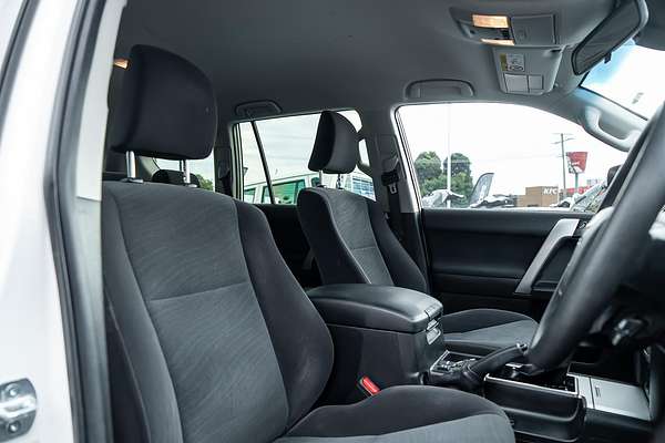 2020 Toyota Landcruiser GX VDJ200R