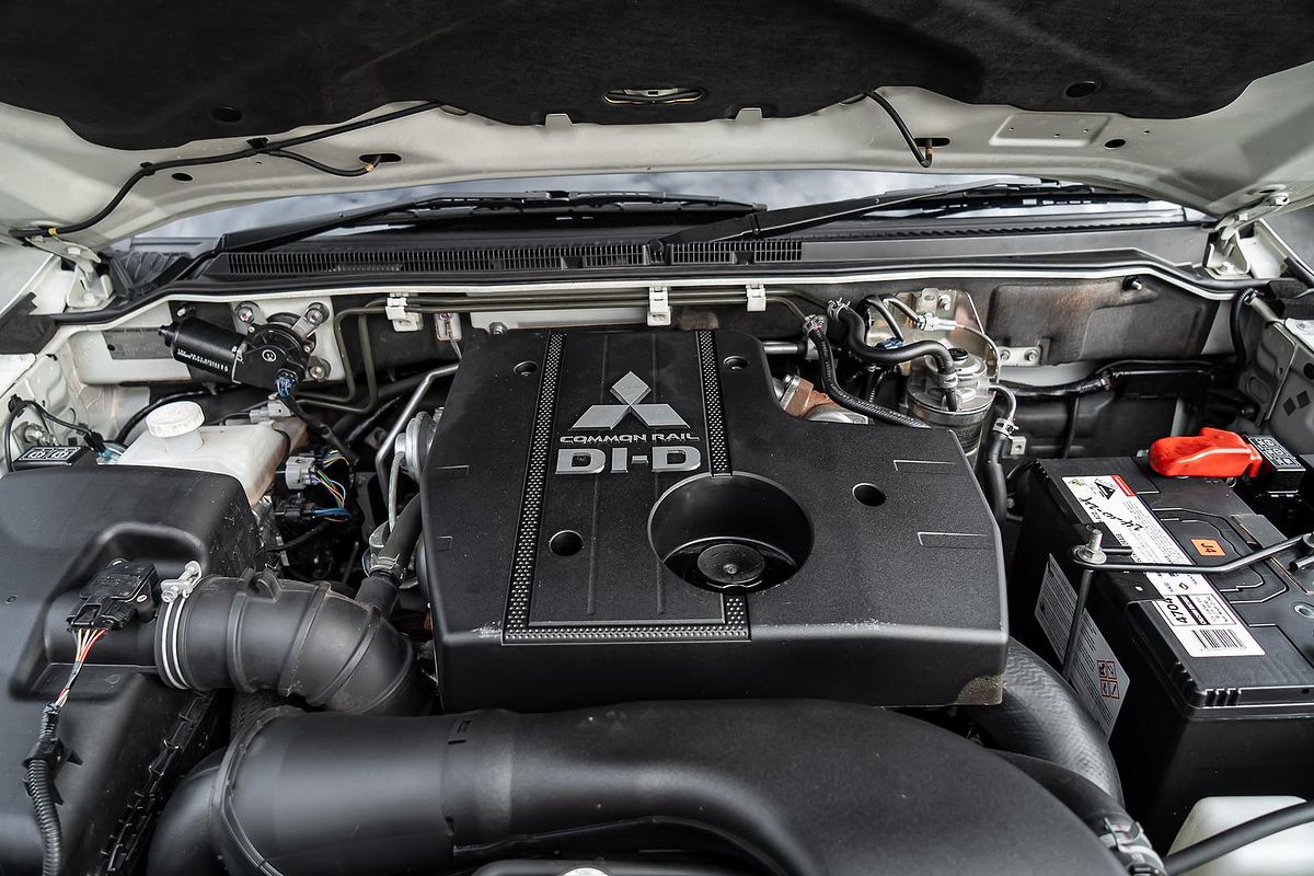 2020 Mitsubishi Pajero GLX NX