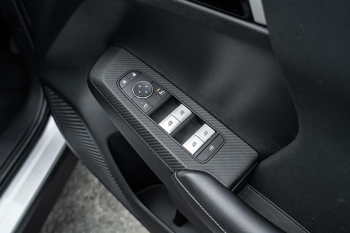 2022 Mitsubishi Outlander ES ZM