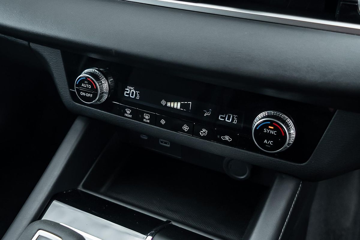 2022 Mitsubishi Outlander ES ZM