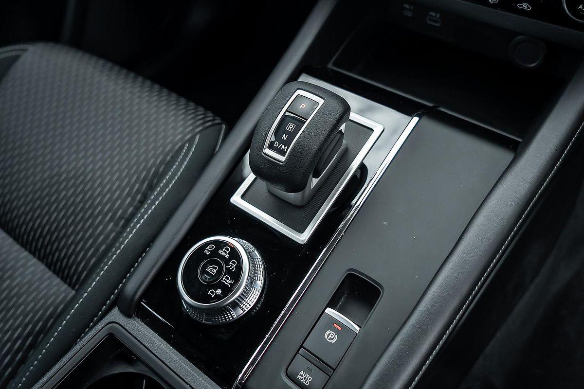 2022 Mitsubishi Outlander ES ZM