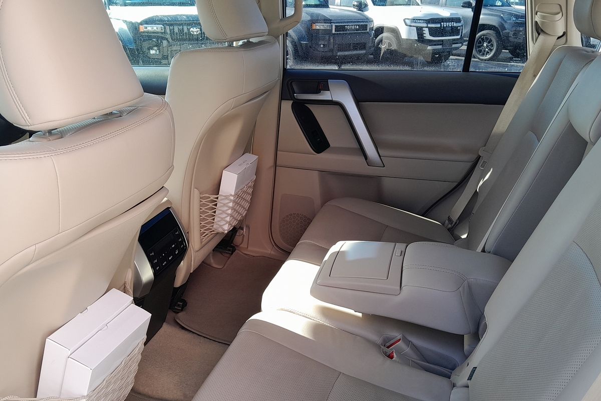 2021 Toyota Landcruiser Prado Kakadu GDJ150R
