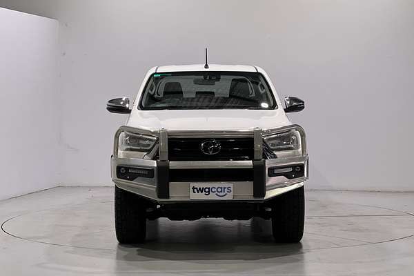 2020 Toyota Hilux SR5 GUN126R 4X4