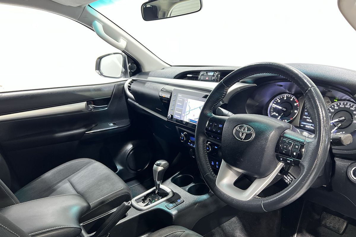 2020 Toyota Hilux SR5 GUN126R 4X4