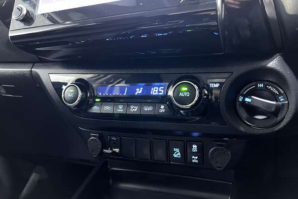 2020 Toyota Hilux SR5 GUN126R 4X4