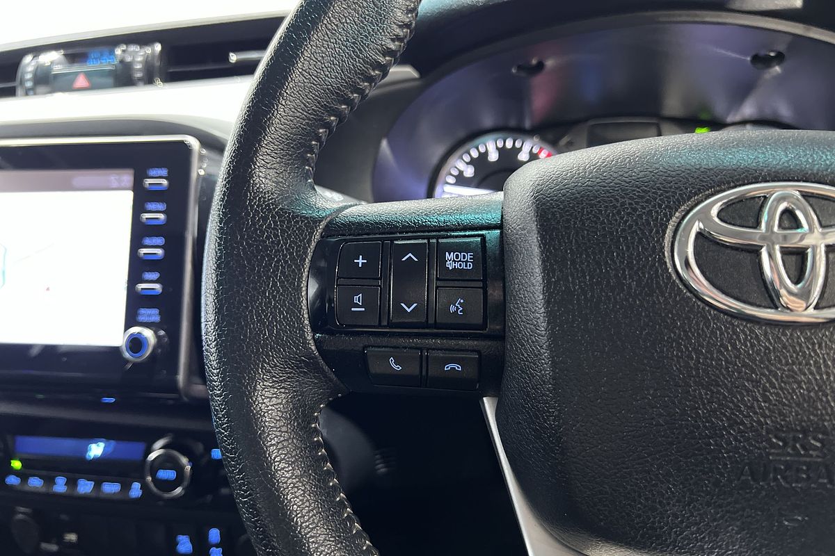 2020 Toyota Hilux SR5 GUN126R 4X4