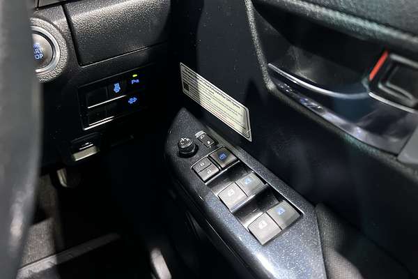 2020 Toyota Hilux SR5 GUN126R 4X4