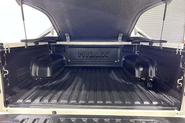 2020 Toyota Hilux SR5 GUN126R 4X4