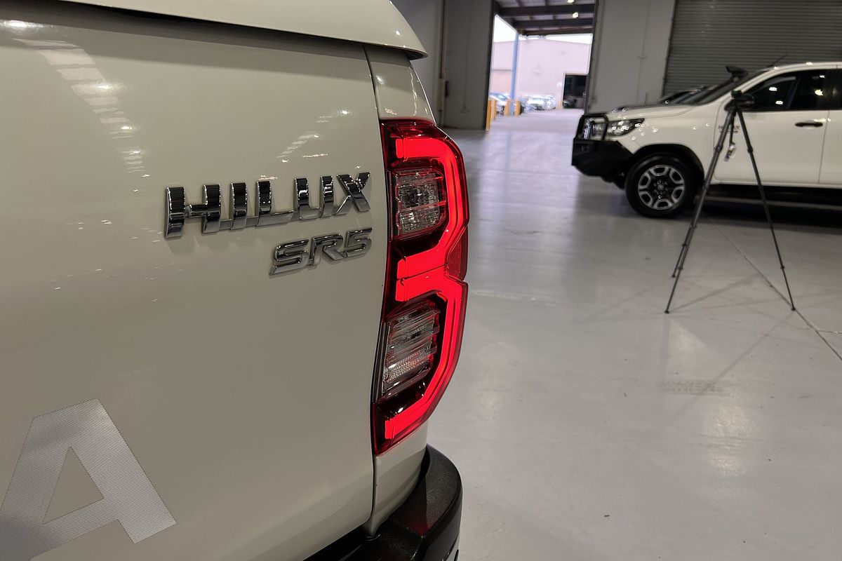 2020 Toyota Hilux SR5 GUN126R 4X4