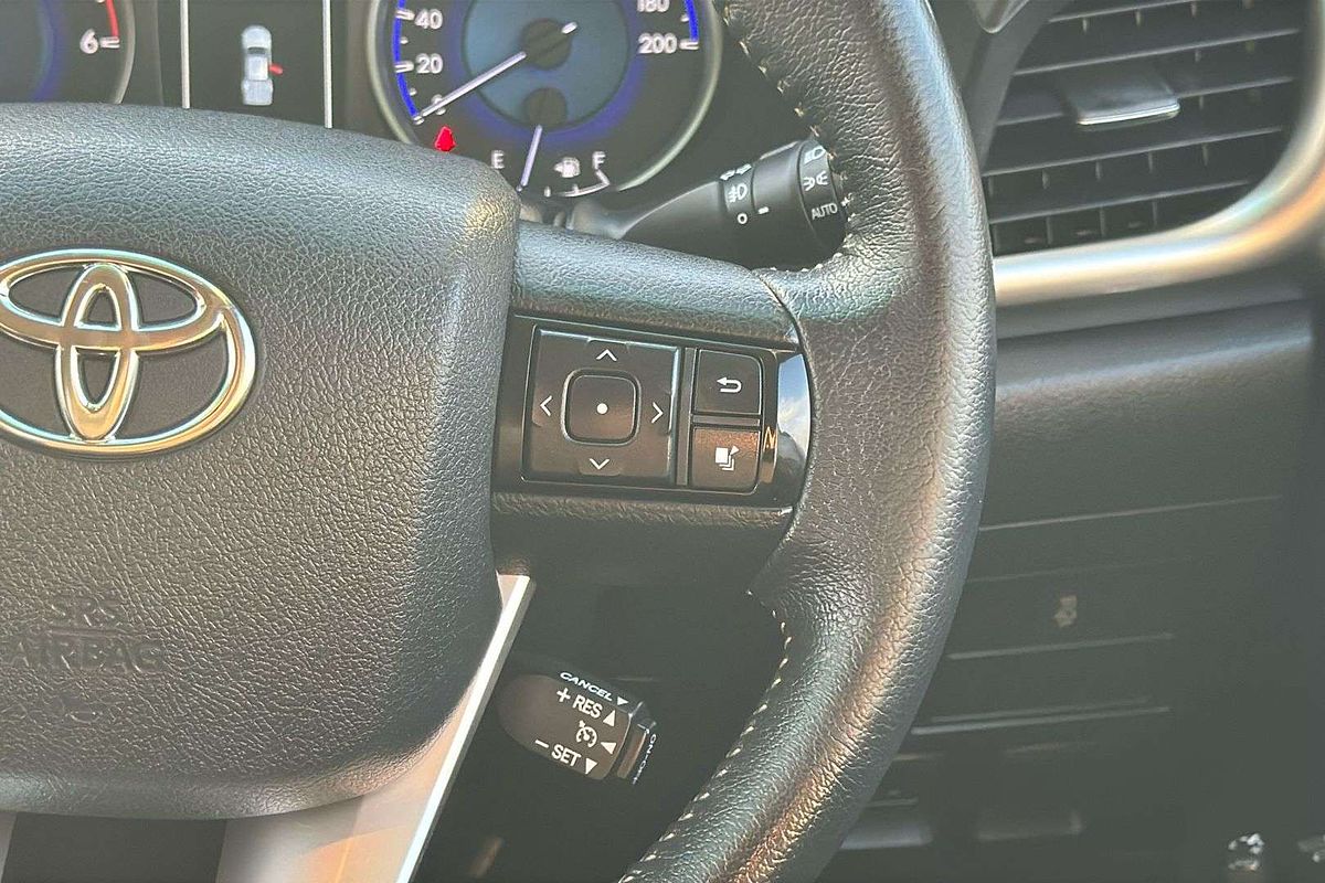 2017 Toyota Hilux SR GUN126R 4X4