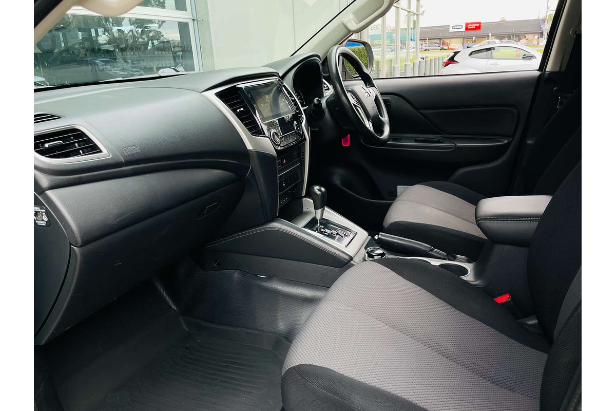 2019 Mitsubishi Triton GLX MR 4X4