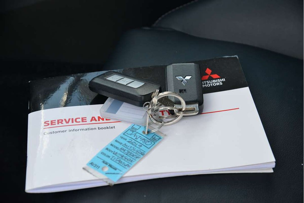 2019 Mitsubishi Pajero Sport Black Edition QE