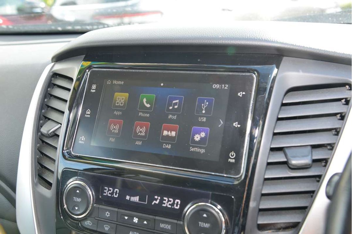 2019 Mitsubishi Pajero Sport Black Edition QE