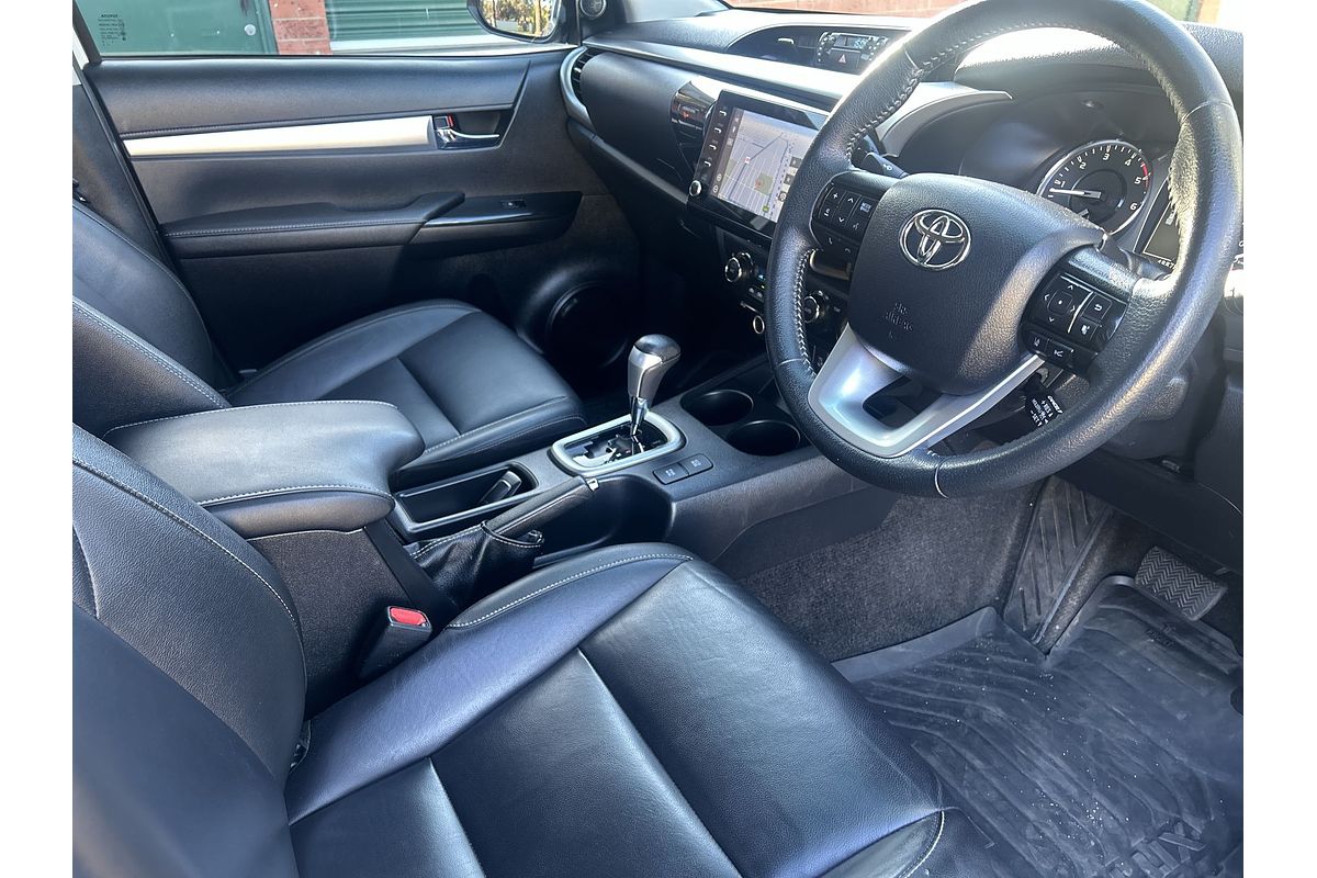 2021 Toyota Hilux SR5 GUN126R 4X4