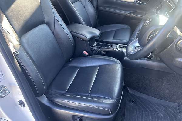 2021 Toyota Hilux SR5 GUN126R 4X4